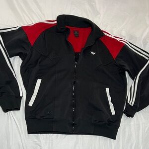 Adidas Vintage Men's Black and Red Bomber Jacket